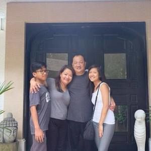 Meet your Posher, Leo